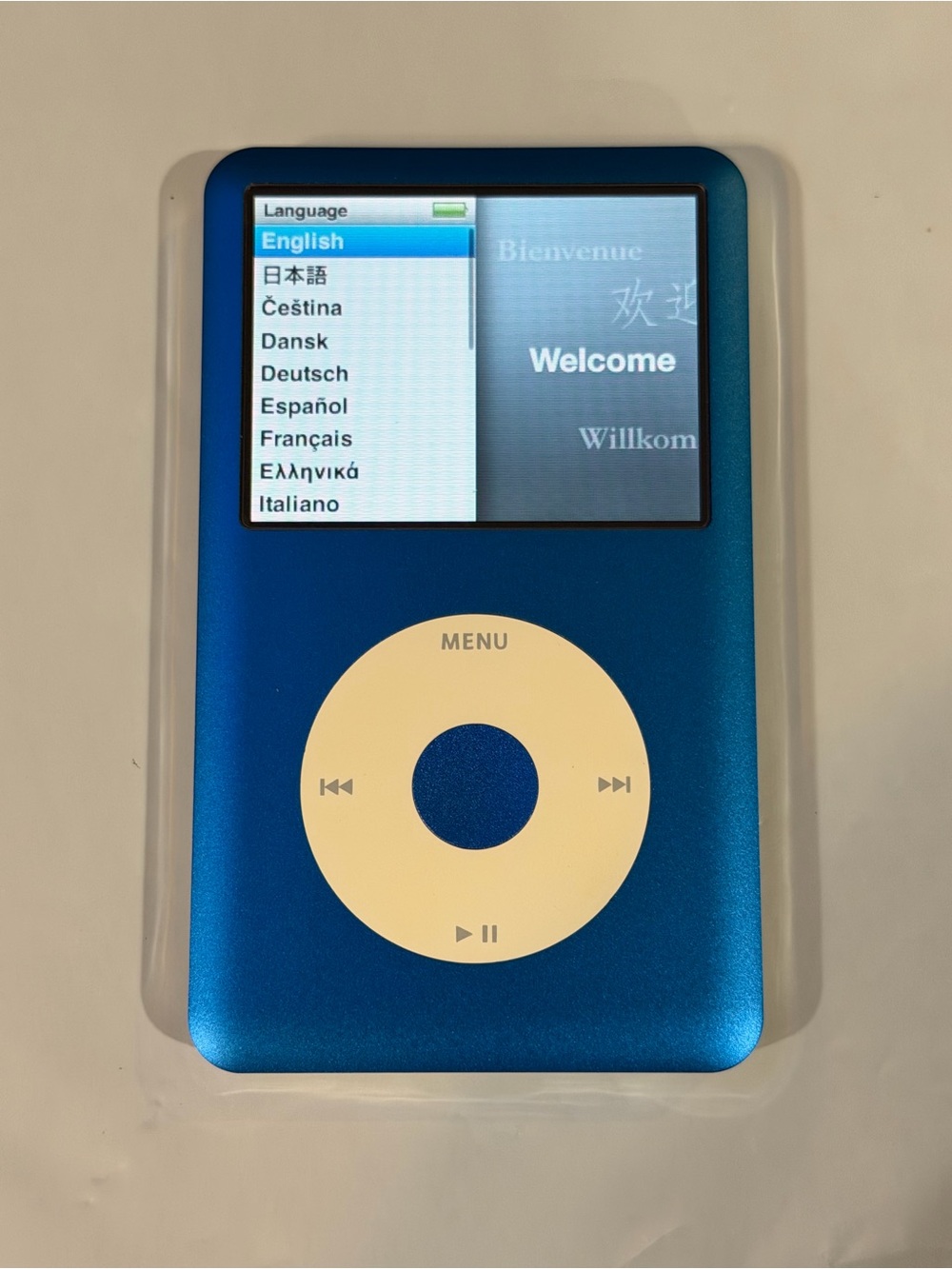 Apple iPod Classic Portable Media Player 7th generation 256gb - Blue